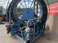 Irrigation à tuyau flexible trainé  Haspel met eigen pomp