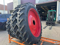 Roues, Pneus, Jantes, Barillets Jumelage  300/95R46 & 270/95R32