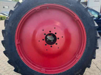 Roues, Pneus, Jantes, Barillets Jumelage  300/95R46 & 270/95R32