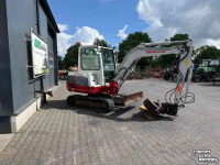 Pelles sur chenilles Takeuchi TB 235