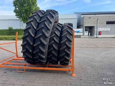 Roues, Pneus, Jantes, Barillets Jumelage  300/95R46 & 270/95R32