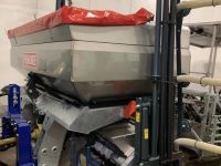 Distributeur d‘engrais Fissore Tot maximaal 21 meter 16 uitgangen pneumatische kunstmeststrooier