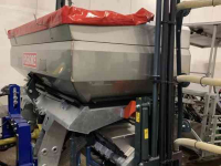 Distributeur d‘engrais Fissore Pneumatische Kunstmeststrooier 16 Uitgangen