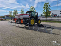 Distributeur d‘engrais Fissore Pneumatische Kunstmeststrooier 16 Uitgangen