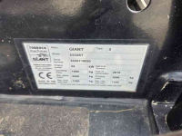 Chargeuse sur pneus Giant D332ST