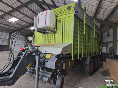 Autochargeuse Claas Quotum 5700 s