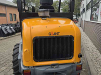 Chargeuse sur pneus Giant V6004T X-tra
