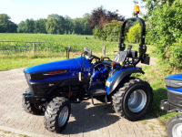 Tracteur pour horticulture Farmtrac FT26 . FT 20 en FT 26 Hydrostaat