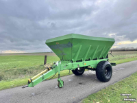 Distributeur de chaux Agromet 7000