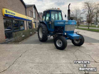 Tracteur Ford 8210