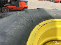 Roues, Pneus, Jantes, Barillets Jumelage  Set banden 30.5xLR32