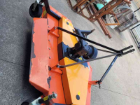 Tondeuse de refus Loma Weidebloter FM 180