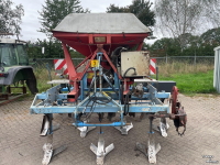 Cultivateur Lemken Kristall 9 met zaaibak