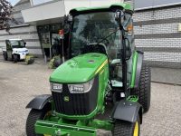 Tracteur pour vignes et vergers John Deere 4066R