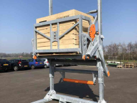 Autres matériel de convoyage et accessoires VHM MonoDumpr - VHM-Machinery Kistenkantelaar