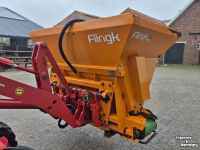 Épandeur de sciure pour des logettes Flingk ZX 1500 instrooibak euro aansluiting boxenstrooier