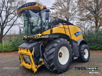 Ensileuse automotrice New Holland FR 550