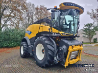 Ensileuse automotrice New Holland FR 550