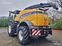 Ensileuse automotrice New Holland FR 550 hakselaar