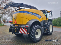 Ensileuse automotrice New Holland FR 550 hakselaar