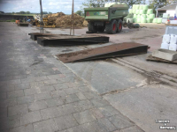 Autres matériel de terrassement et de chantier  Oprijbok 3.5m lang 35 cm hoog