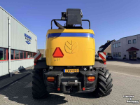 Ensileuse automotrice New Holland FR500 Forager + FIE450 Mais Header 8 Rows