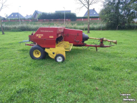 Presses New Holland Hayliner 377