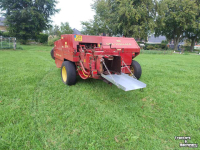 Presses New Holland Hayliner 377