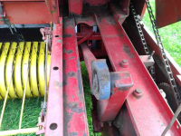 Presses New Holland Hayliner 377