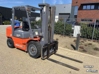 Chariot élévateur  Mangust CPCD35 HEFTRUCK