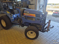 Chargeur frontal Iseki TM 3215