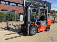 Chariot élévateur  Mangust CPCD35 HEFTRUCK