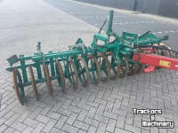 Charrues Kverneland LB 85-300 6 schaar met packomat