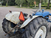 Tracteur Fordson Dexta