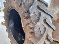 Roues, Pneus, Jantes, Barillets Jumelage Pirelli 520/70X38 TM700 50%