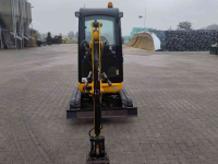 Pelles sur chenilles JCB 8018