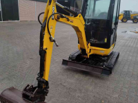 Pelles sur chenilles JCB 8018