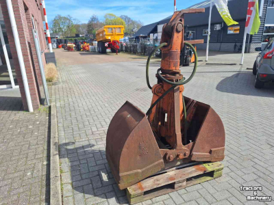 Bennes preneuse  Schalenknijper / grondknijper / knijpbak