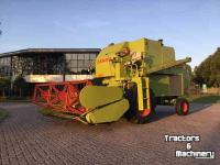 Moissonneuse batteuse Claas Kompakt 30