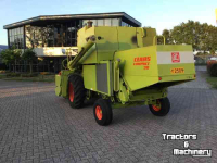 Moissonneuse batteuse Claas Kompakt 30
