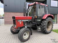 Tracteur Case-IH 745 XL International 745XL