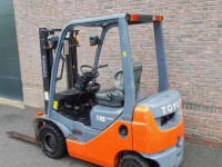 Chariot élévateur  Toyota Geneo 15