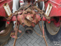 Tracteurs anciens  Massey-Harris Ferguson TEF