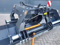Rouleau destructeur TMC Cancela THN-320D frontklepelmaaier