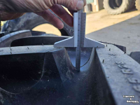 Roues, Pneus, Jantes, Barillets Jumelage Michelin 600/65R28 MachXbib. Demo-set!