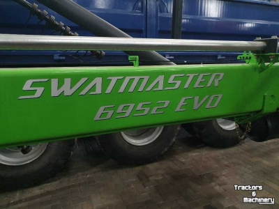 Andaineur Deutz-Fahr Swatmaster, 6952  EVO