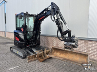 Mini pelleteuse Takeuchi TB325R + Compact Tilt tiltrotator