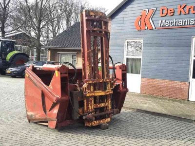 Coupe-blocs d'ensilage Strautmann silozange   1800