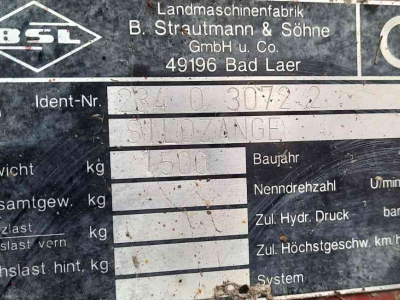 Coupe-blocs d'ensilage Strautmann silozange   1800