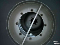 Roues, Pneus, Jantes, Barillets Jumelage  4x480/80-42. 2x270/95-36  2x16,9-28